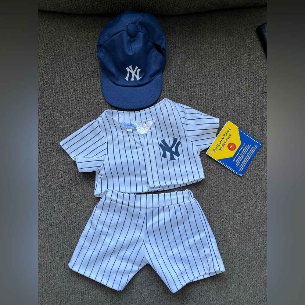 NY Yankees Build a Bear Outfit